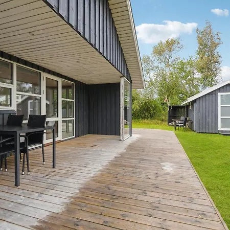 Amazing In With Wifi Holiday home Aalbaek