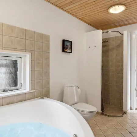 Amazing In With Wifi Holiday home